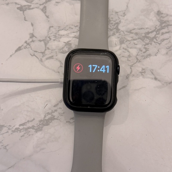 Apple Watch (2020)